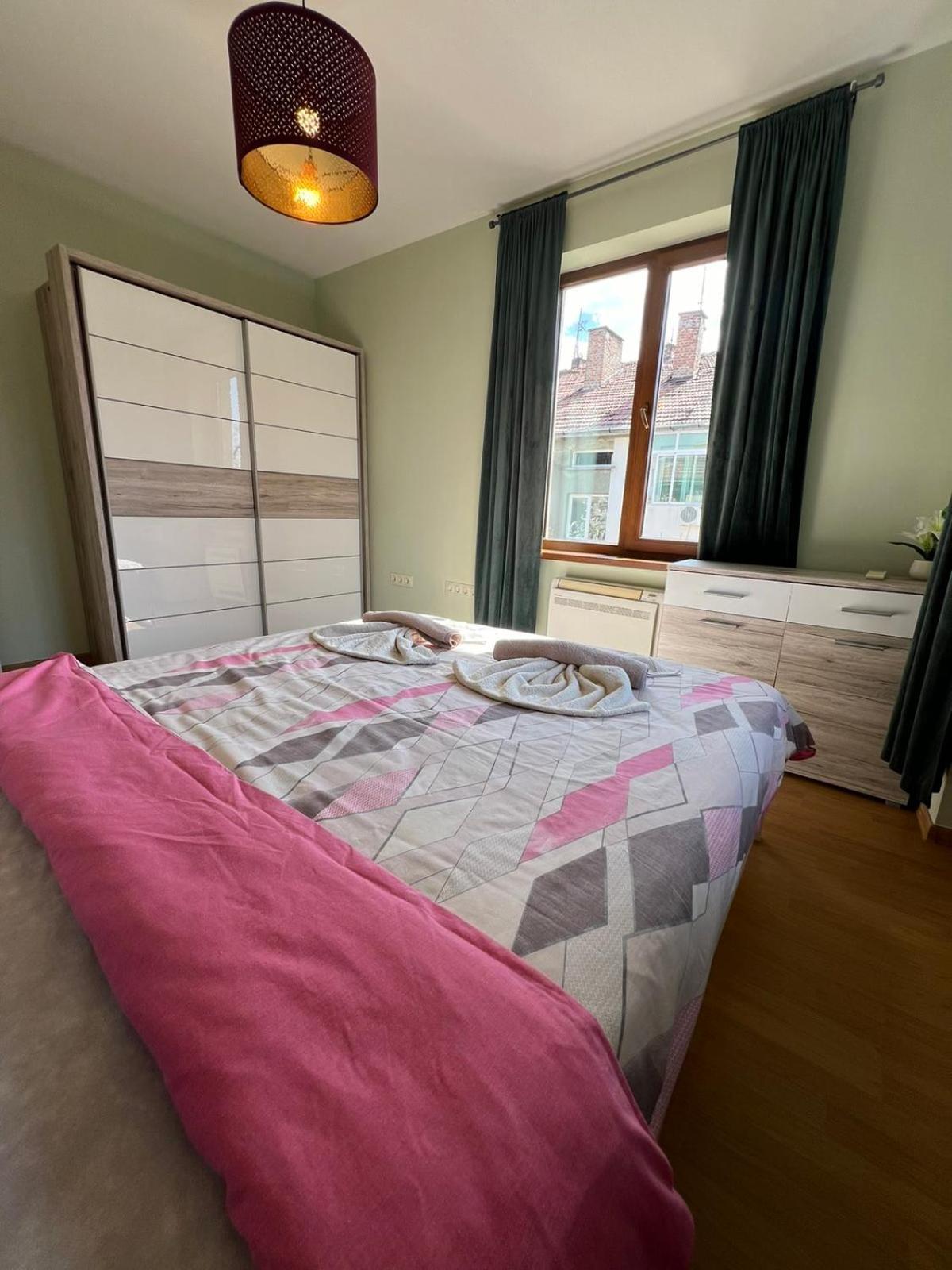 Rio Sunny 2Bdr Apt Near Ndk - Metro - Non-Stop Paid Public Parking Sofia Ngoại thất bức ảnh