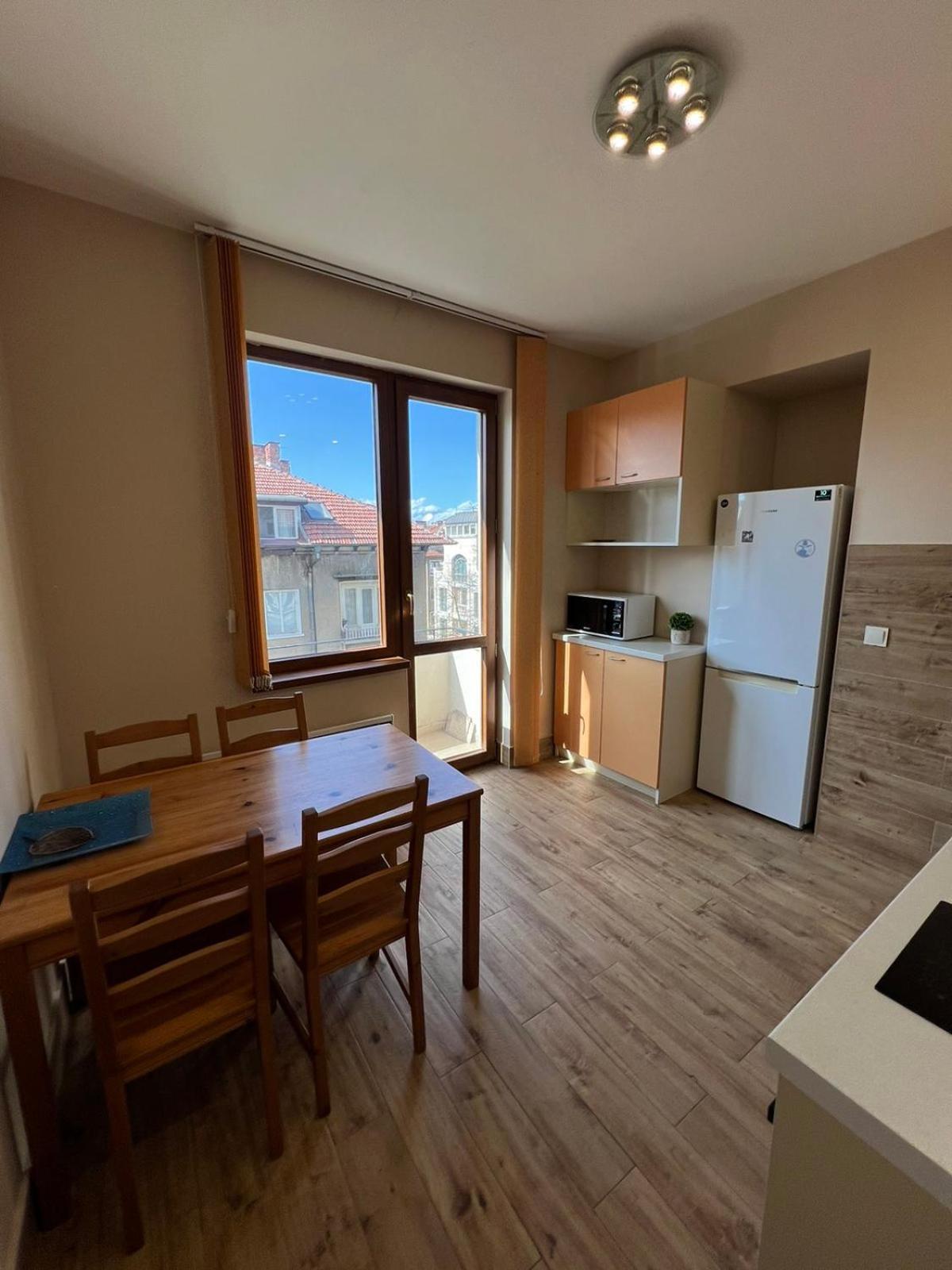 Rio Sunny 2Bdr Apt Near Ndk - Metro - Non-Stop Paid Public Parking Sofia Ngoại thất bức ảnh